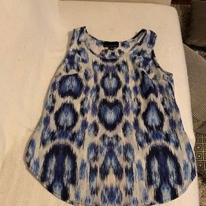 Sleeveless Blouse ikat print